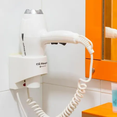 Andrea's 2* Los Cristianos (Tenerife)