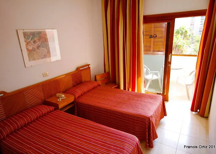 Andrea's Los Cristianos (Tenerife)